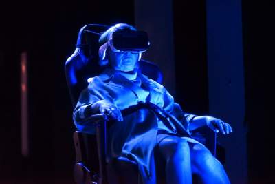 Spektakl „ Władczyni much ”. Reżyseria Konrad Dworakowski, tekst Magda Fertacz - zdjęcie 6