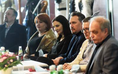 Przed premierą spektaklu w reżyserii Jerzego Stuhra, fot. Marek Lasyk - zdjęcie 9