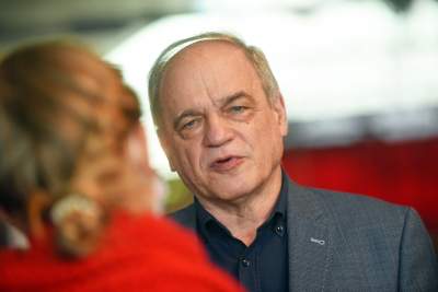 Przed premierą spektaklu w reżyserii Jerzego Stuhra, fot. Marek Lasyk - zdjęcie 7