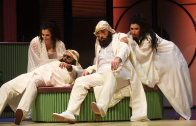 Premiera w operze: "o niedoskonałości stosunków damsko-męskich" - zdjęcie 23