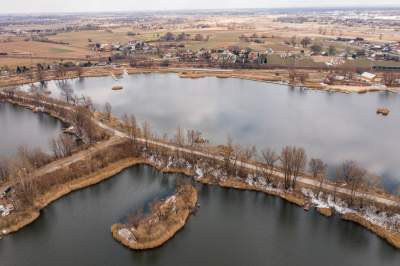 Tak wyglądało kąpielisko w Przylasku Rusieckim wczesną wiosną, fot. Jan Graczyński - zdjęcie 18
