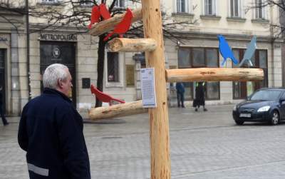 Drzewko emausowe na Rynku - zdjęcie 33