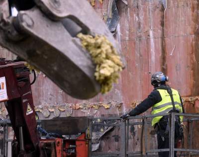 Tyle zostało z miejskiego archiwum. Zaczęła się rozbiórka (14.04.2021) - zdjęcie 14