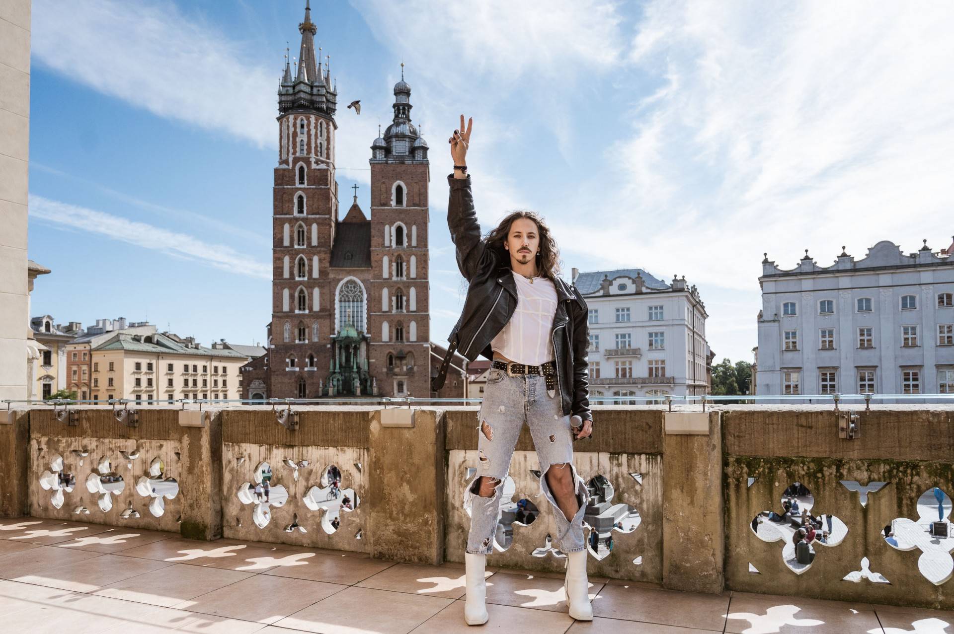 Co Michał Szpak robił na Rynku Głównym? Tego się nikt nie spodziewał (wideo)