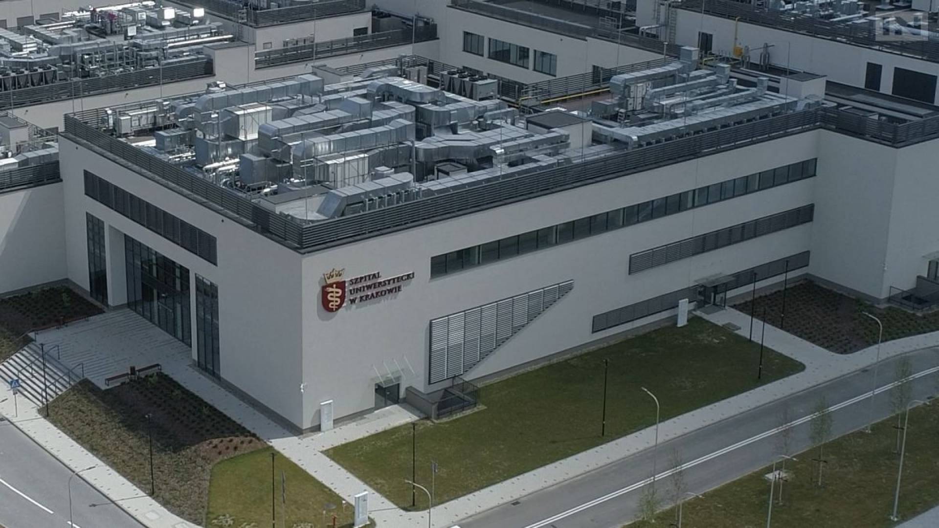 Sytuacja coraz groźniejsza: rekord zakażeń i coraz ostrzejszy przebieg choroby