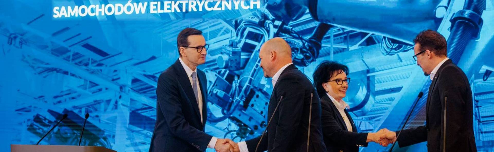 K. Piasecki: Ileż to było gadania, że premier nie dotrzymuje obietnic