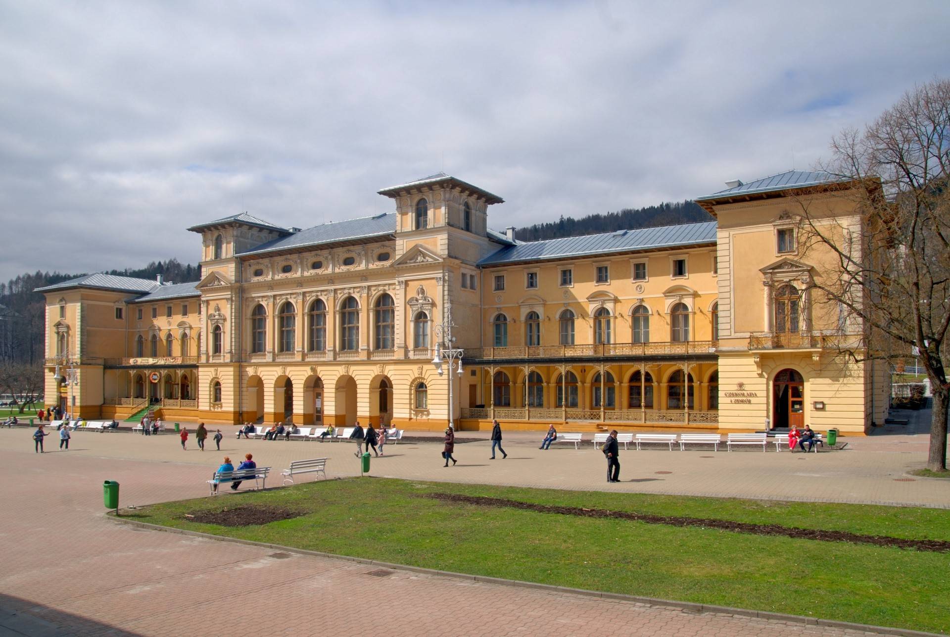 Krynica nie chce przyjmować zakażonych COVID-19, nie chcą izolatoriów