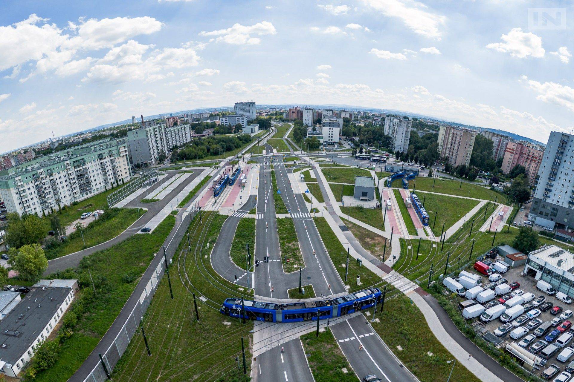 Tramwaje będą jeździć częściej, zmiany na liniach autobusowych. Wchodzi nowy rozkład