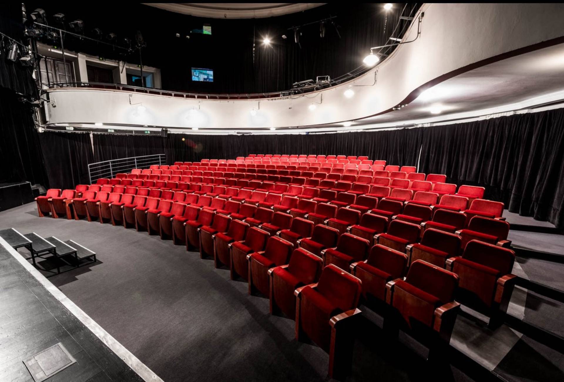 A jednak zmiana na stanowisku dyrektora teatru Groteska, po 25 latach