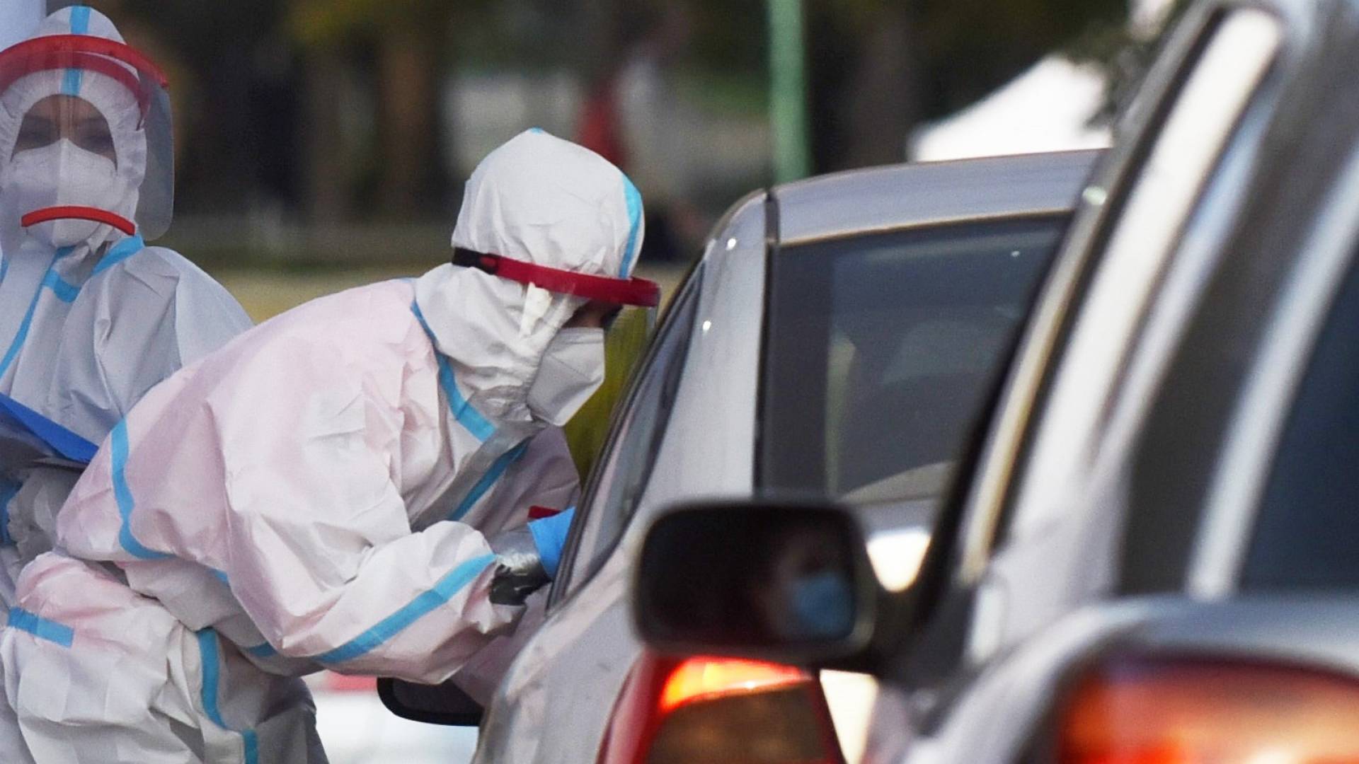 Ponad 21 tysięcy nowych zakażeń, rząd zapowiada kolejne obostrzenia