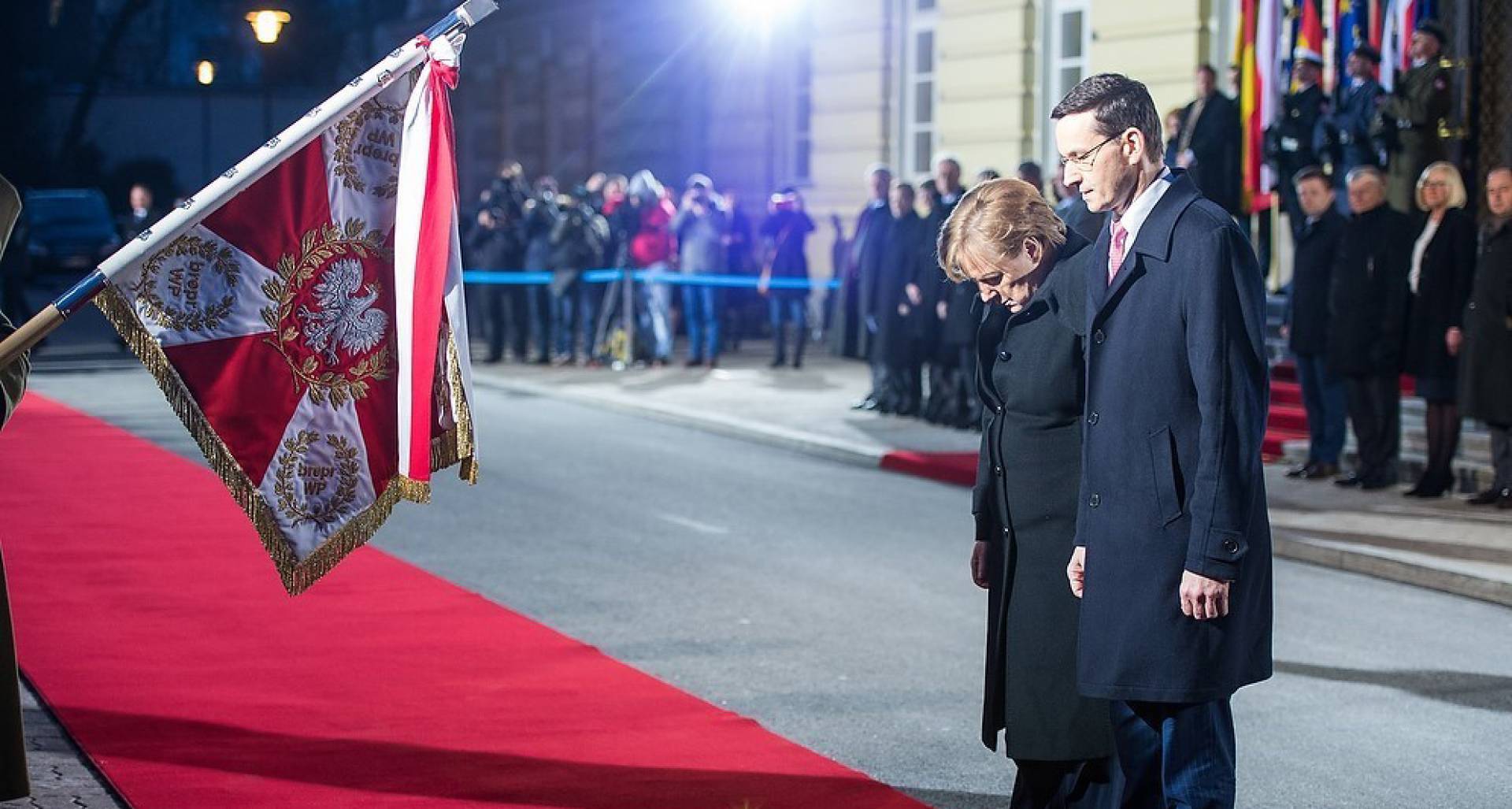 K. Piasecki: Gdyby Merkel okazała się aniołem i obsypała nasz kraj bogactwem…