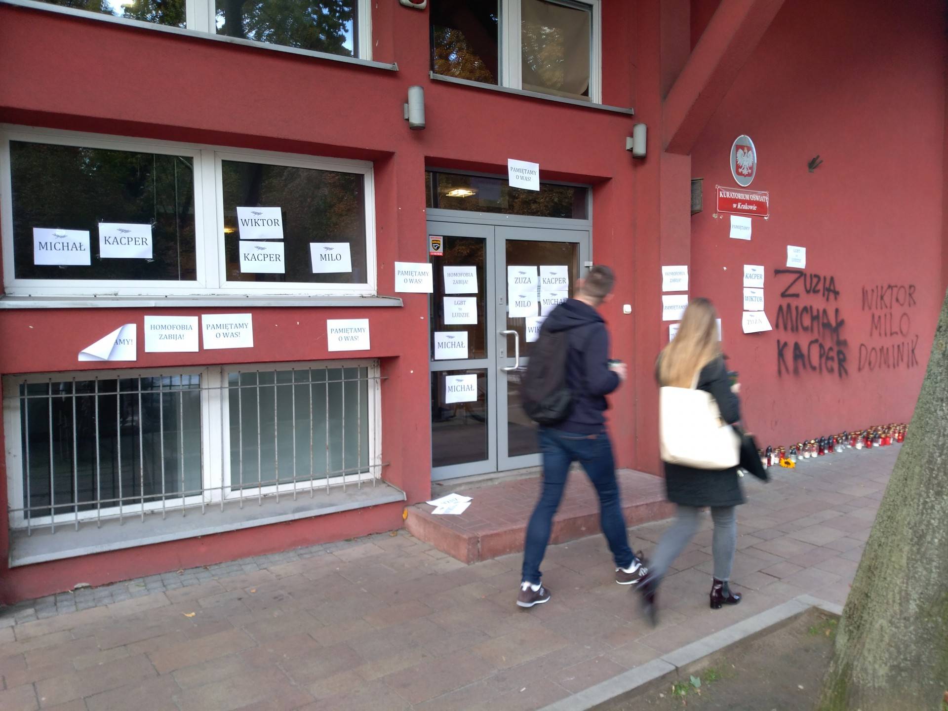 Kurator Nowak o protestujących przeciw homofobii: "chuligani"