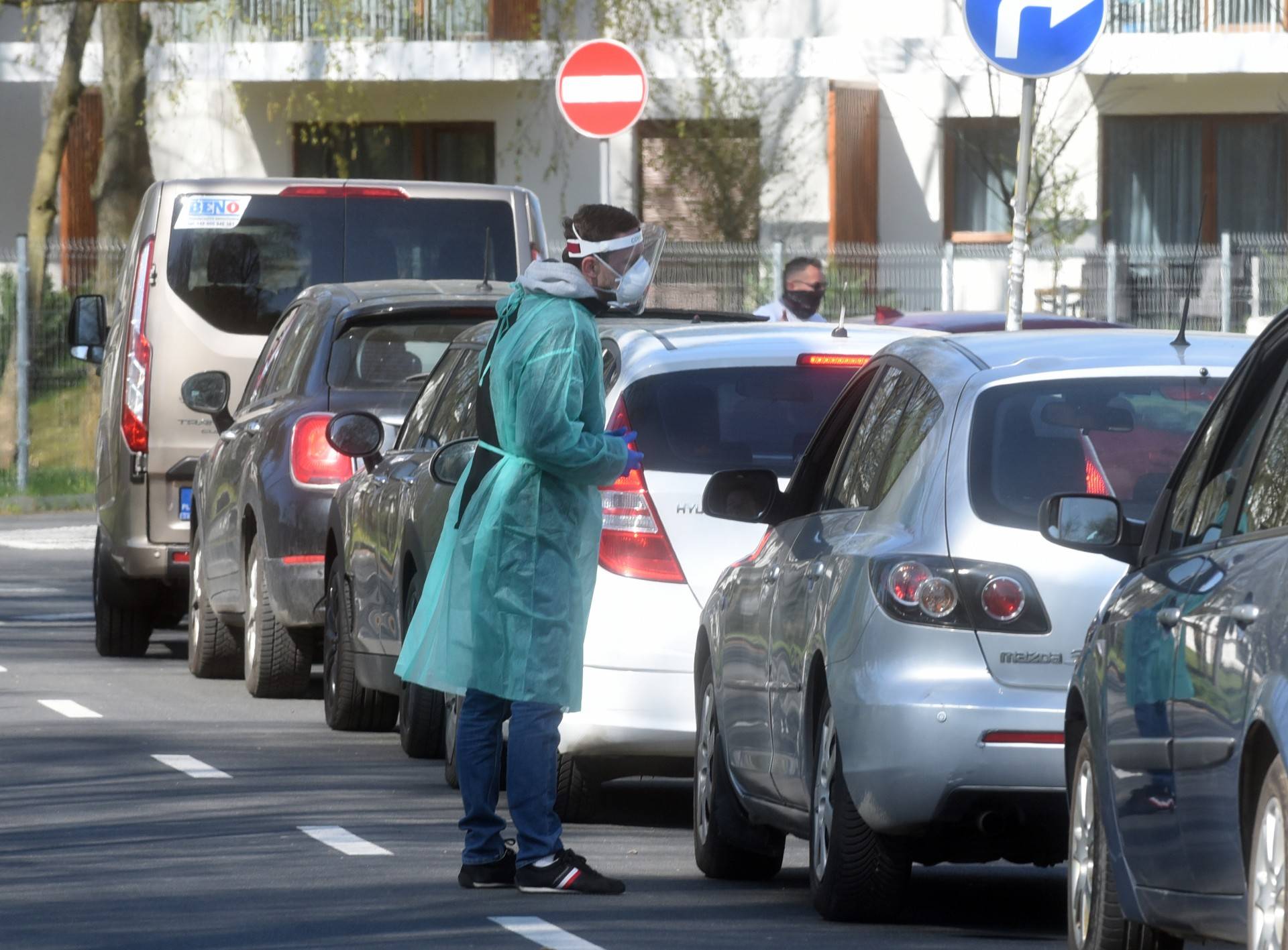 Koronawirus: tendencja się odwróciła, z jednym wyjątkiem: kolejne ofiary