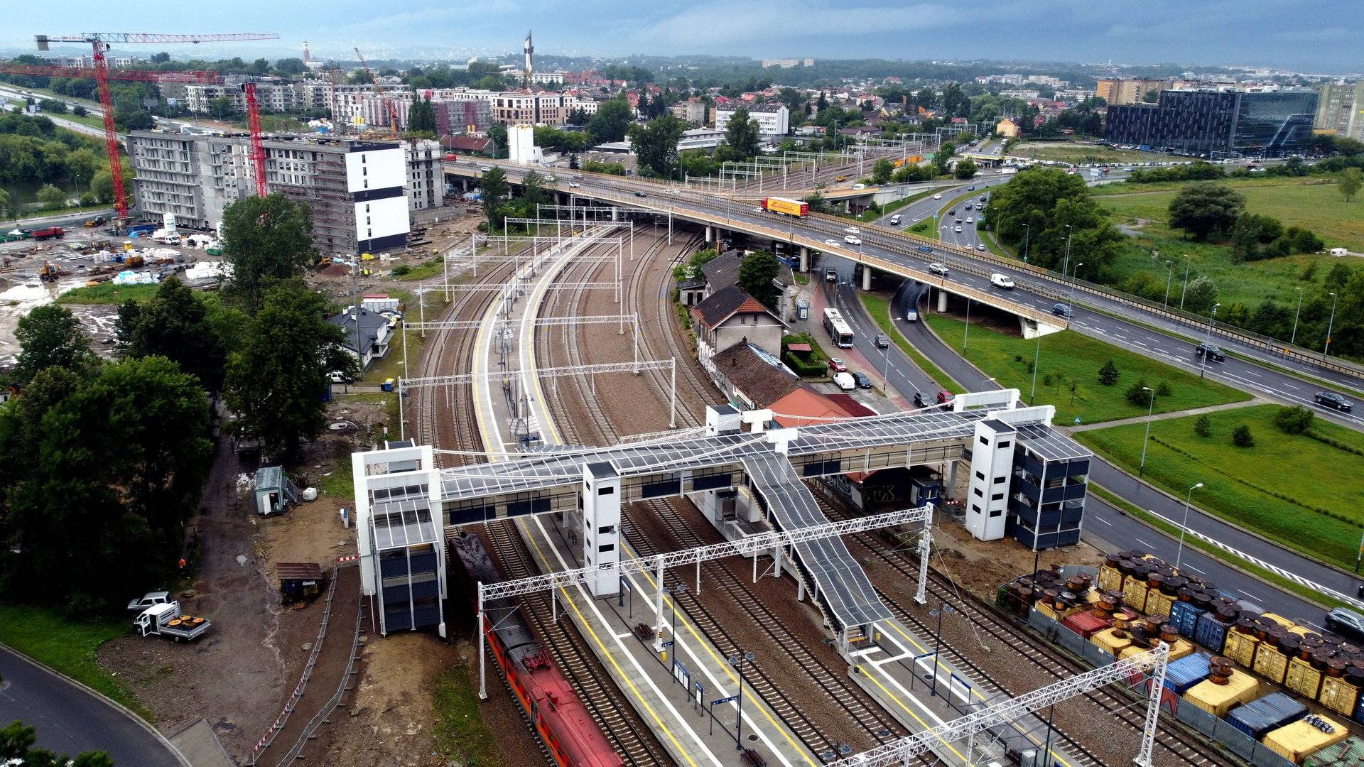 Odnowiona stacja Kraków Bonarka znów obsługuje podróżnych