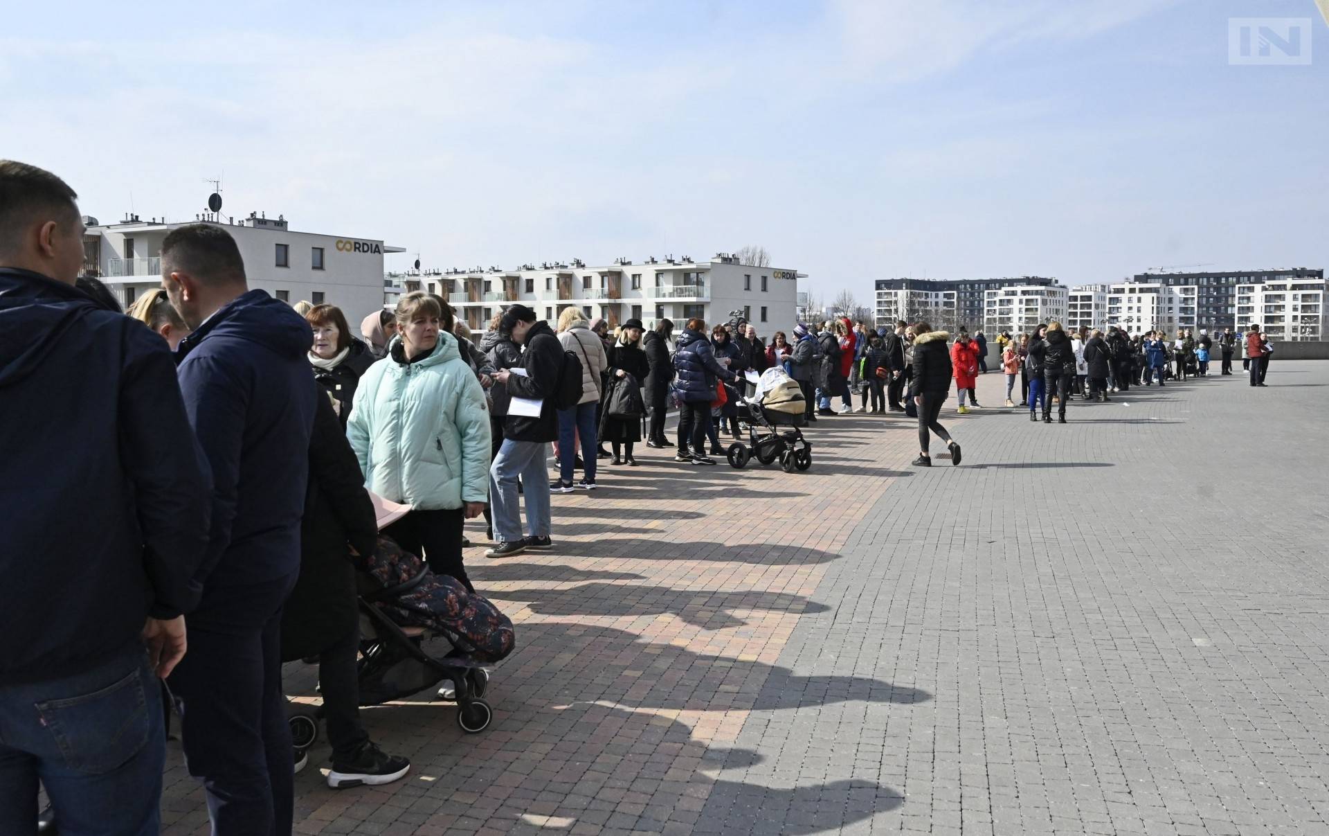 Kolejka uchodźców po PESEL: dlaczego wydawanie numerów idzie powoli?