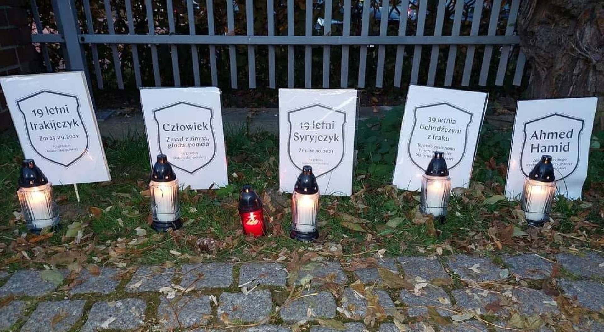 Przypomną o uchodźcach, którzy zginęli na granicy. Akcja w Krakowie