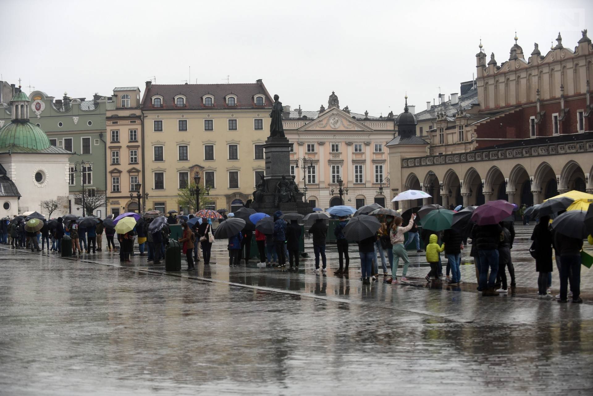 Akcja na Rynku: więcej szczepionek, ale nie zaszczepią więcej osób niż wczoraj