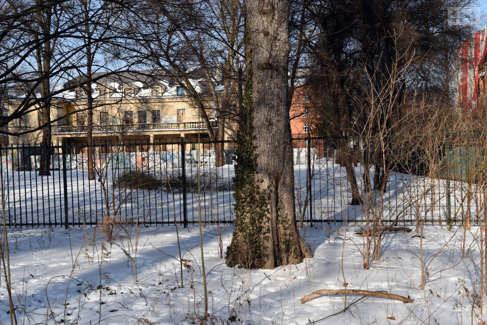 Zakonnicy zdecydowali się na wymianę. Park zostanie otwarty