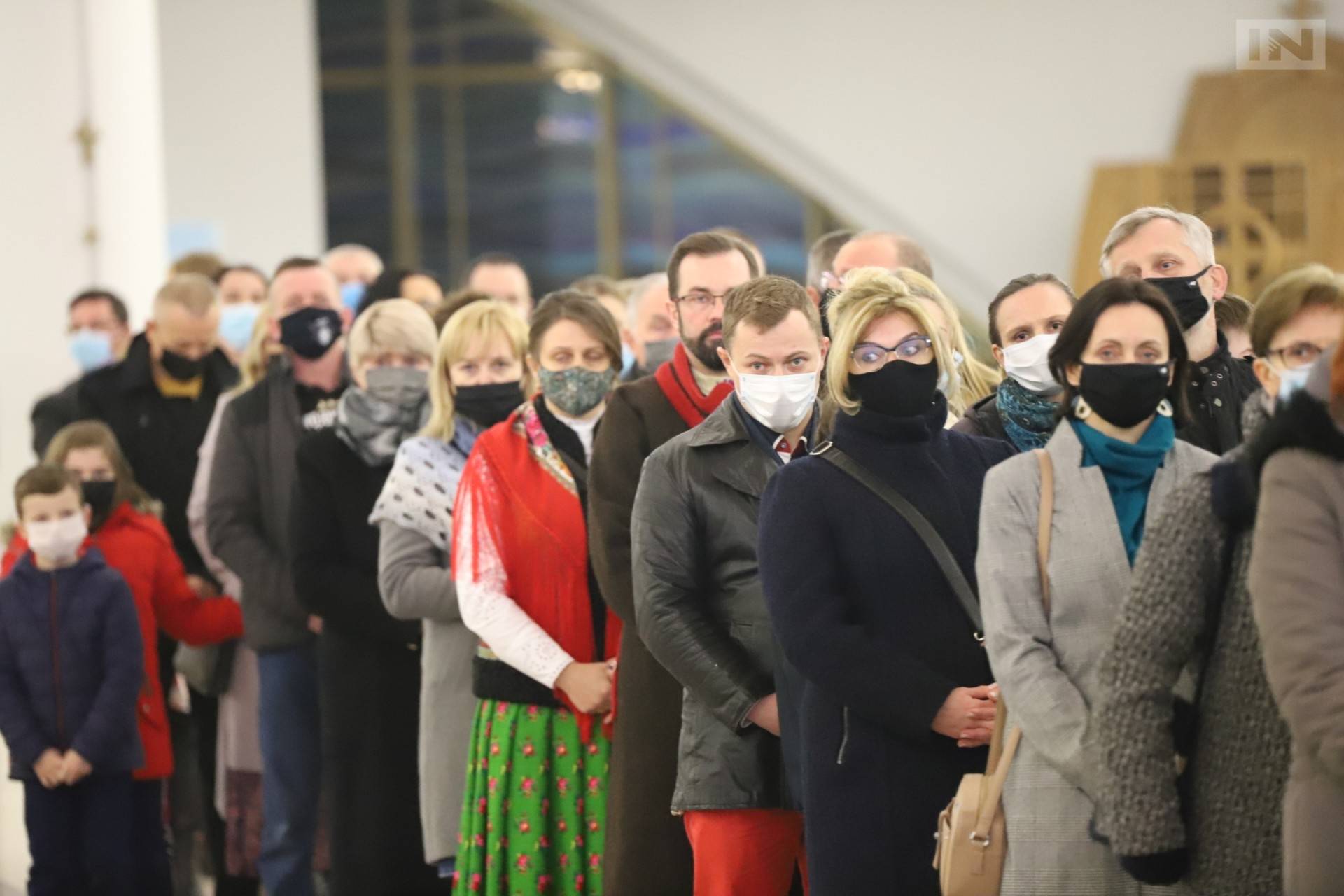 "Rząd nie mógł zamknąć kościołów, byłyby manifestacje pewnych środowisk"