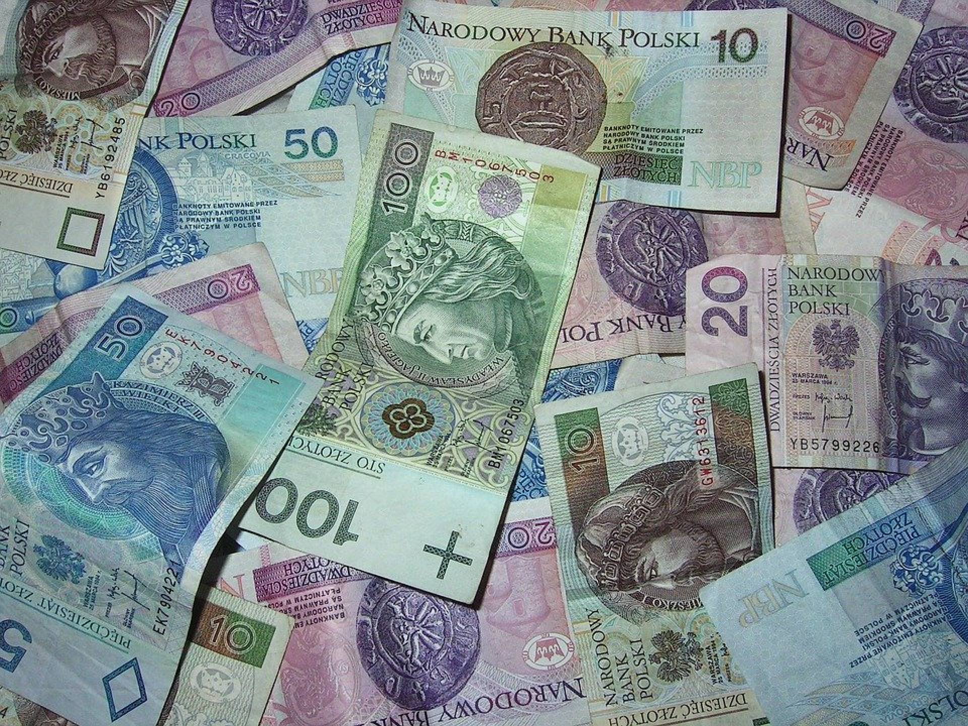 Nakręca się spirala inflacyjna? Zarobki też rosną w rekordowym tempie