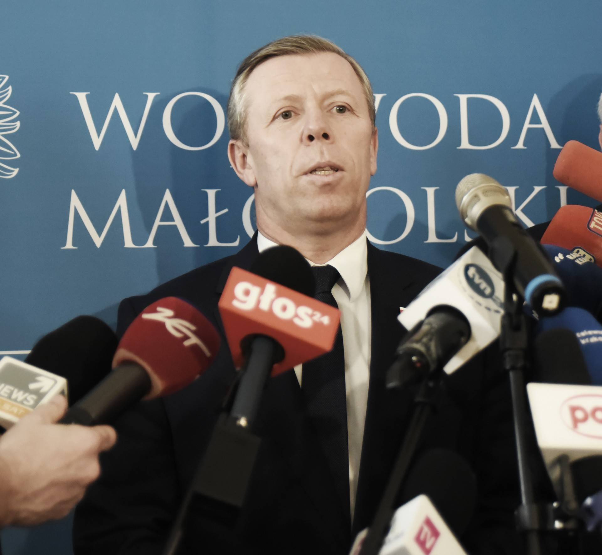 "Wyborcza" o kulisach nagłego odwołania wojewody. Podpisał niewłaściwy list?