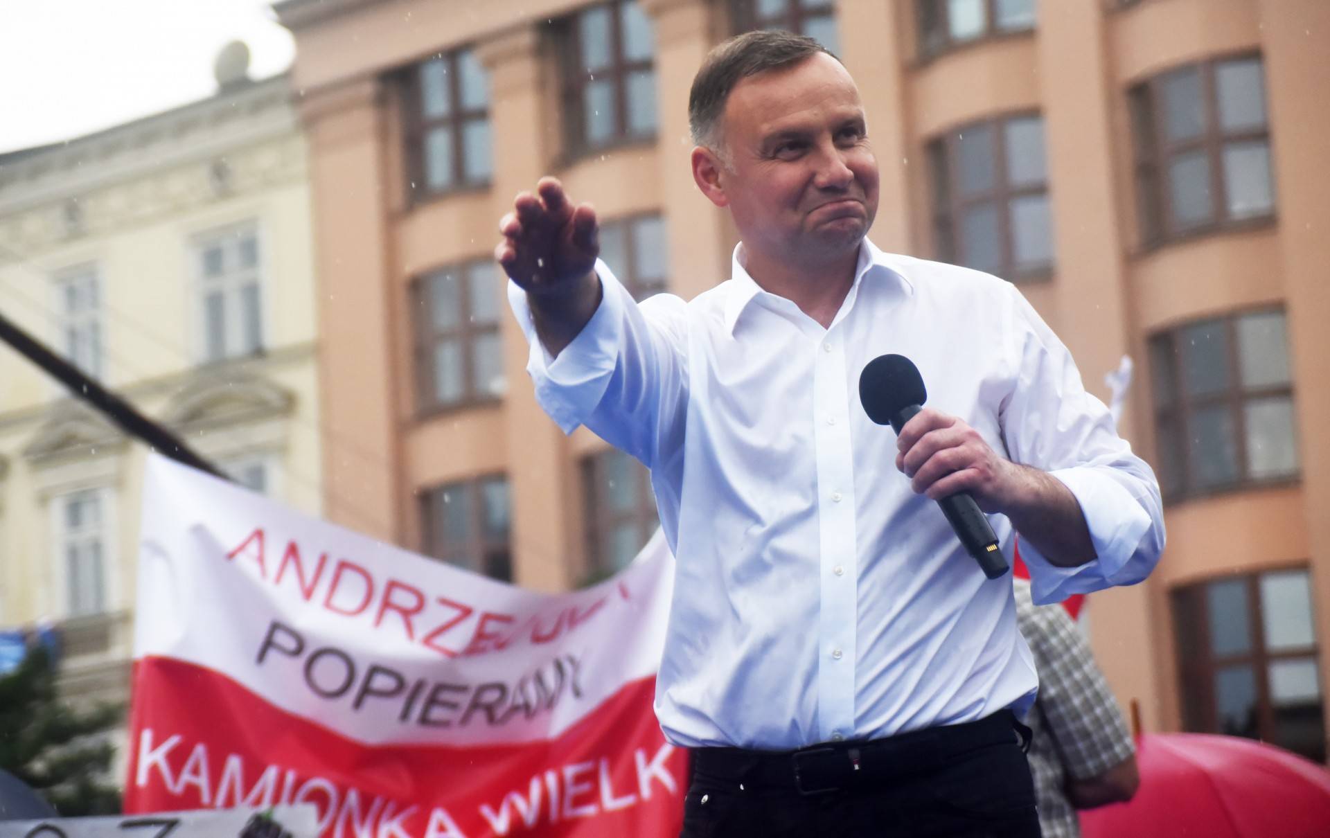 Duda w Krakowie: PO-PSL byli gorszym wirusem niż koronawirus
