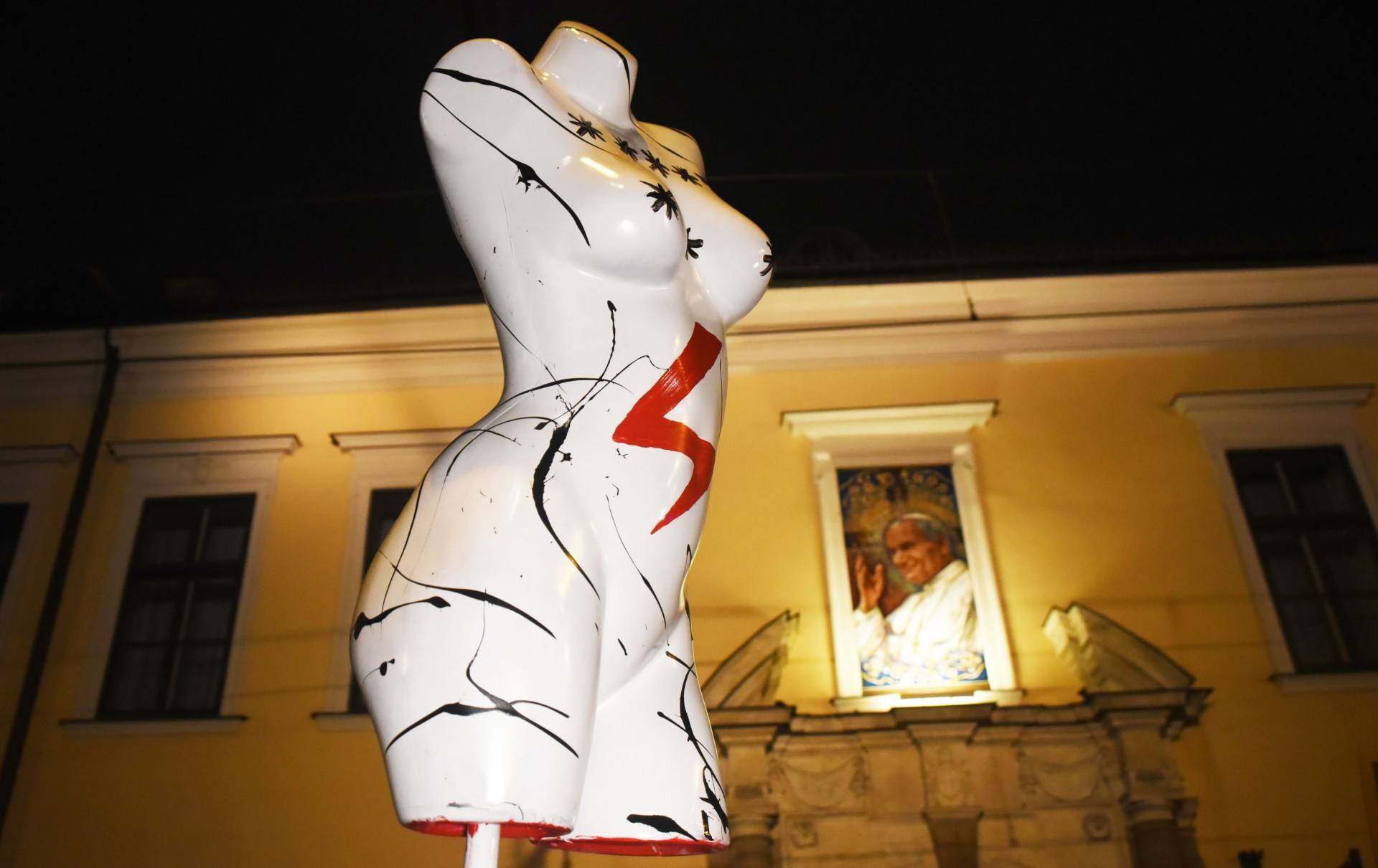 Cichy protest na Franciszkańskiej 3   (2 listopada 2020, fot. Marek Lasyk)