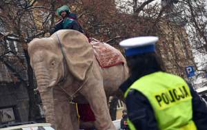 Imponujący orszak na ulicach Krakowa. Piękna tradycja