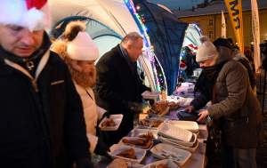 Bezpłatny karp, kapusta z grochem i zupa grzybowa. Nowa świąteczna tradycja