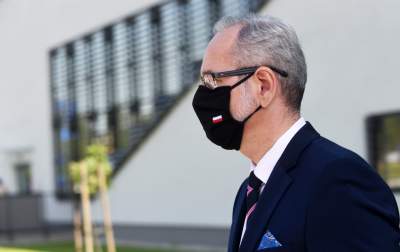 Czwarta fala pandemii już w sierpniu - ostrzega Minister Zdrowia