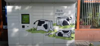 Kolejki do książkomatów? Biblioteka Kraków tłumaczy, skąd się biorą