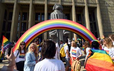 Upadają strefy "wolne od LGBT", ale skala dyskryminacji w regionie wciąż jest duża