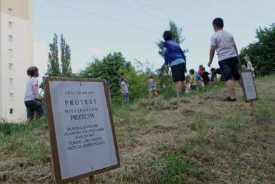 Protest na Żabińcu: w obronie "ukochanej osiedlowej górki"
