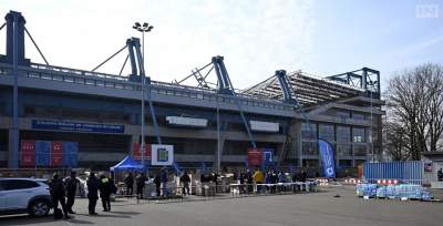 Koniec zbiórki darów na stadionie Wisły. Powodem niedzielny mecz