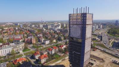 Przez lata ta konstrukcja straszyła w centrum Krakowa, tak wyglądała rozbiórka