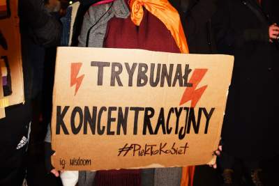 Miała skierowanie na legalną aborcję. Mimo nieuleczalnej wady płodu musi donosić ciąże