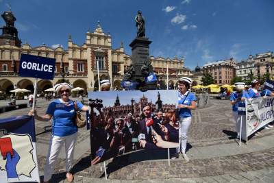 Protest pielęgniarek na Rynku Głównym - zdjęcie 3
