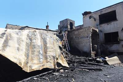 Koszmarny obraz zniszczeń po pożarze na Spiszu. Fot. Marek Lasyk - zdjęcie 12