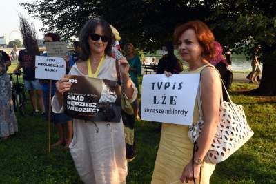 Marsz cnotliwych niewiast, wiedźm i innych obywateli - zdjęcie 14