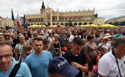 Rynek Główny: oficjalne obchody rocznicy wybuchu Powstania - zdjęcie 24