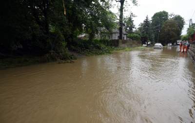 Sprzątanie po ulewie. Bieżanów i Prokocim, fot. Marek Lasyk - zdjęcie 14