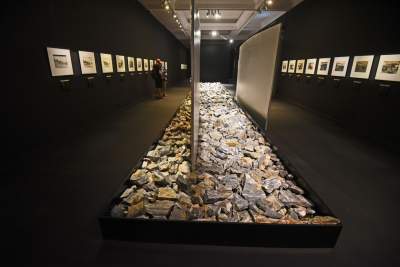 W Japonii jego dzieła są tak popularne, jak u nas Dama z gronostajem... - zdjęcie 17