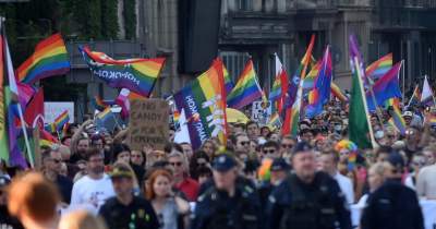 Piękny Tęczowy Kraków. Roztańczony i radosny Marsz Równości (fot. Marek Lasyk) - zdjęcie 5
