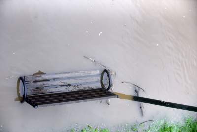 Bulwary po intensywnym deszczu. Nie pospacerujemy... - zdjęcie 16