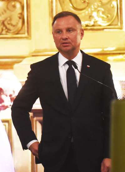 Pogrzeb proboszcza katedry wawelskiej. Obecni prezydent, premier i liderzy PiS - zdjęcie 22