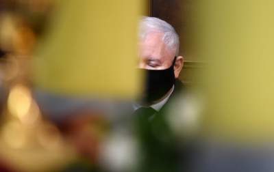 Pogrzeb proboszcza katedry wawelskiej. Obecni prezydent, premier i liderzy PiS - zdjęcie 32