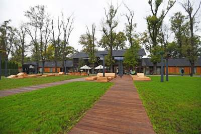 Można tu pograć w bule i miło spędzić czas... - zdjęcie 19