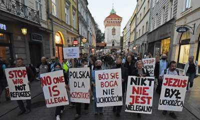Bój się Boga, nie uchodźców. Protest w Krakowie - zdjęcie 1
