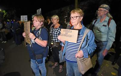 Bój się Boga, nie uchodźców. Protest w Krakowie - zdjęcie 12