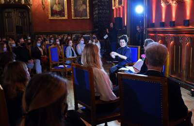 Spotkanie Olgi Tokarczuk ze studentkami i studentami, fot. Marek Lasyk - zdjęcie 18